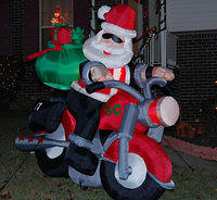 Cruisin' Santa